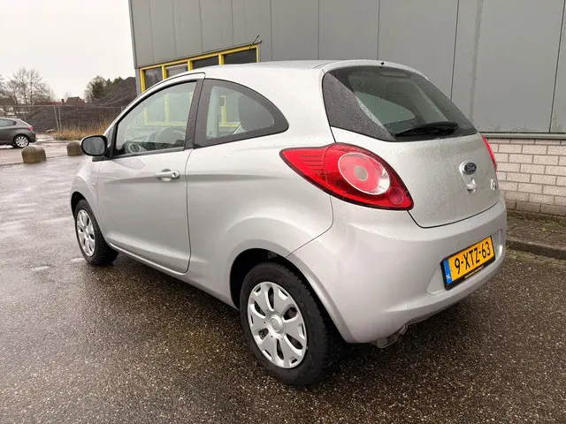 Ford Ka 1.2 Style start/stop AIRCO 2014 Benzine 4