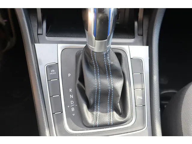 Volkswagen e-Golf e-Golf 2016 Elektrisch 23