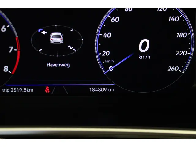 Volkswagen T-Roc 1.0 TSI R-Line Business+ 2022 Benzine 18