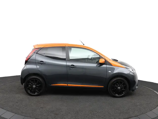 Toyota Aygo 1.0 VVT-i x-JBL 2021 Benzine 13
