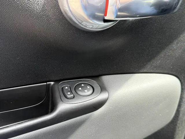 Fiat 500 1.0 Hybrid Rockstar 2021 Benzine 15