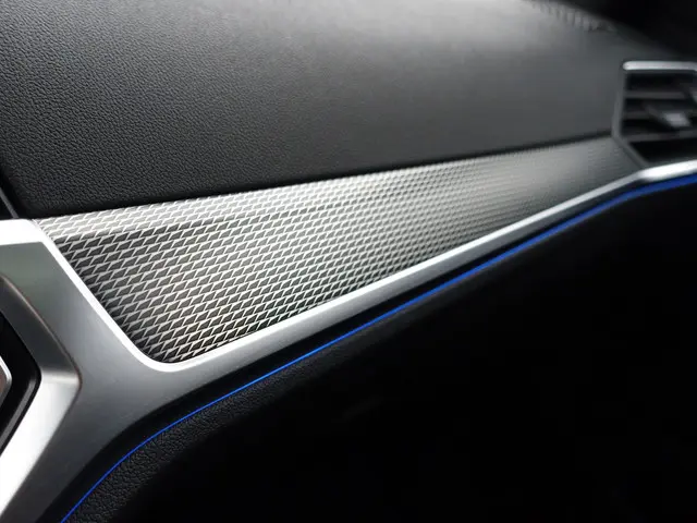 BMW 3 Serie 320e M Performance Aut- 2021 Hybride Benzine 10