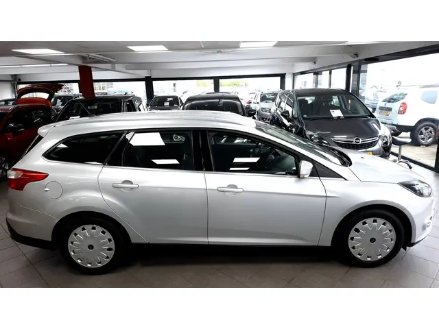 Ford Focus Wagon 1.0 EcoBoost Titanium 2013 Benzine 3