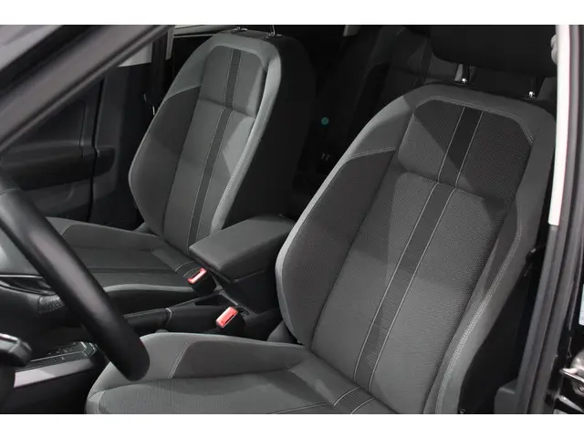 Volkswagen Polo 1.0 TSI 110pk DSG Highline 2021 Benzine 9