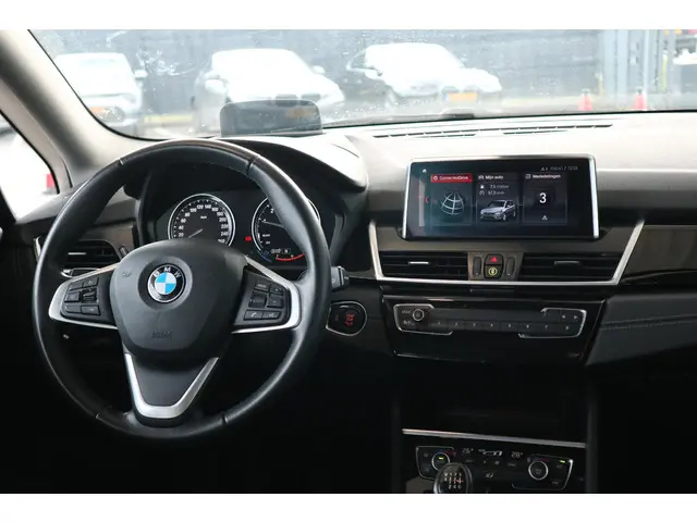 BMW 2 Serie Gran Tourer 216i 2021 Benzine 11
