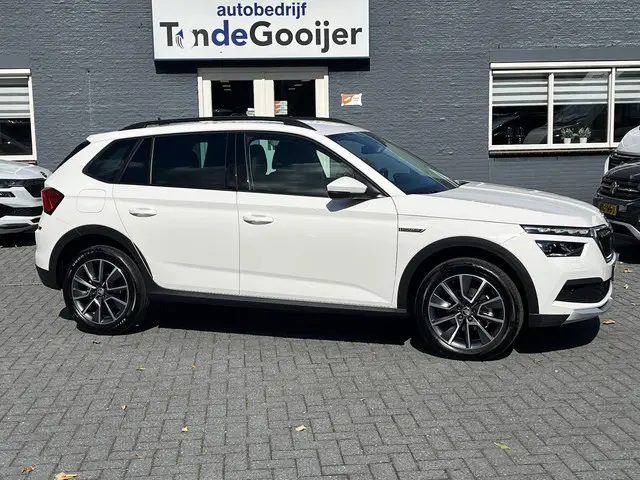 Škoda Kamiq 1.0 TSi DSG Scoutline 2023 Benzine
