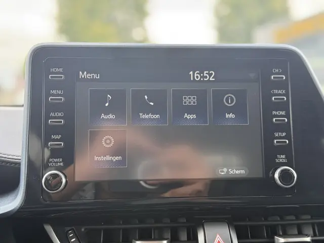 Toyota C-HR 2.0 Hybrid Bi-Tone 2020 Hybride Benzine 13