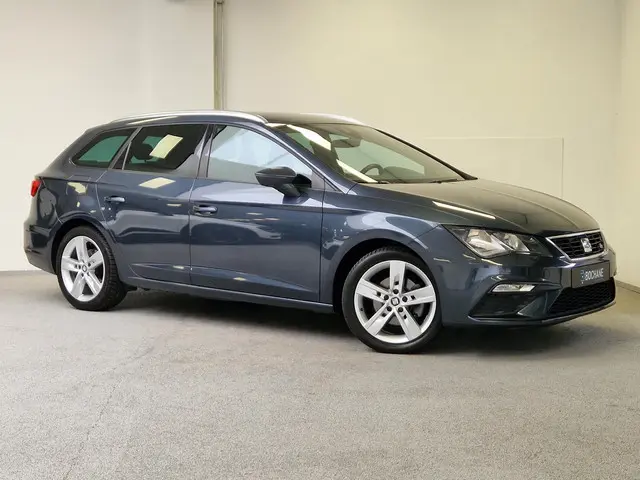 SEAT Leon Sportstourer ST 1.5 TSI FR Intense 2019 Benzine 8