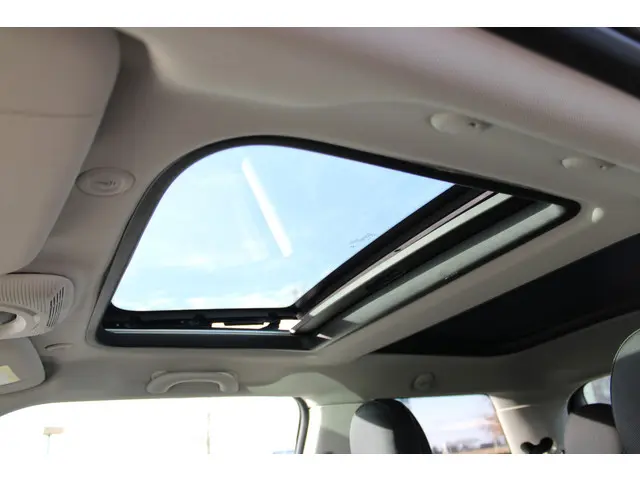 MINI Cooper Hatchback 2018 Benzine 10