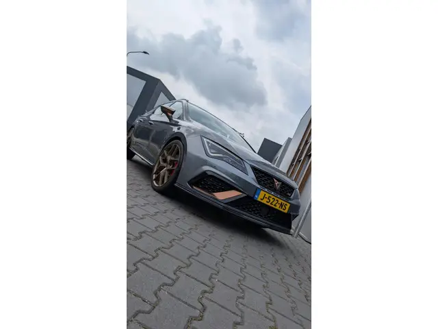 SEAT Leon ST 2.0 TSI CUPRA 300 400+PK 2017 Benzine 18