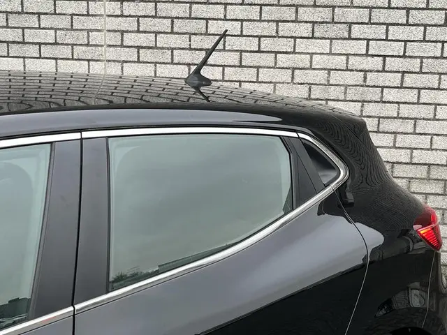 Renault Clio 1.0 TCe Intens 2020 Benzine 14