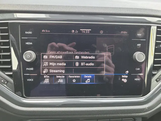 Volkswagen T-Roc 1.5 TSI Sport 2020 Benzine 37