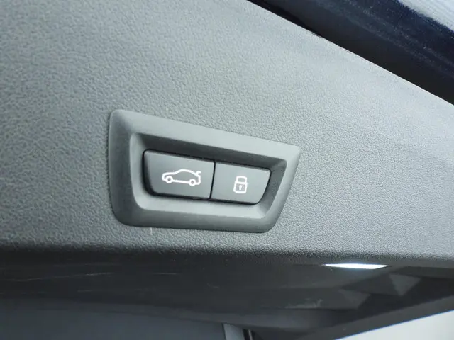 BMW XM 50e 2024 Hybride Benzine 39