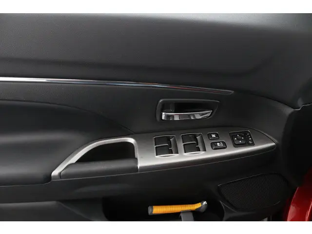 Mitsubishi ASX 1.6 Cleartec Connect Pro+ 2018 Benzine 31