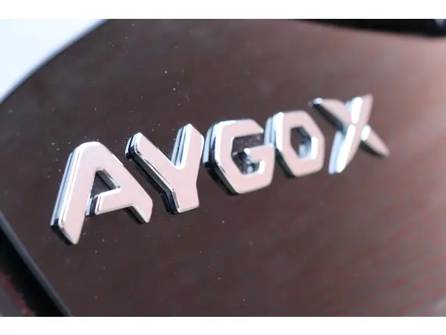 Toyota Aygo X 1.0 VVT-i MT Envy Cabrio 2022 Benzine 30