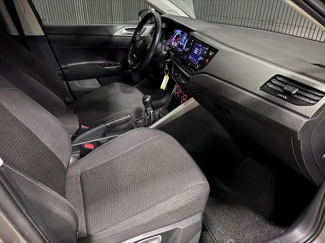 Volkswagen Polo 1.0 TSI Comfortline 2018 Benzine 22