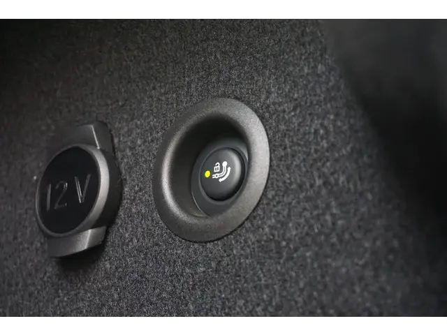 BMW X1 xDrive25e 2025 Hybride Benzine 35
