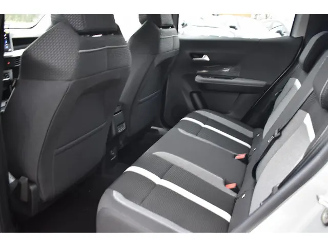 Opel Frontera 1.2 Turbo Hybrid GS 2025 Hybride Benzine 22