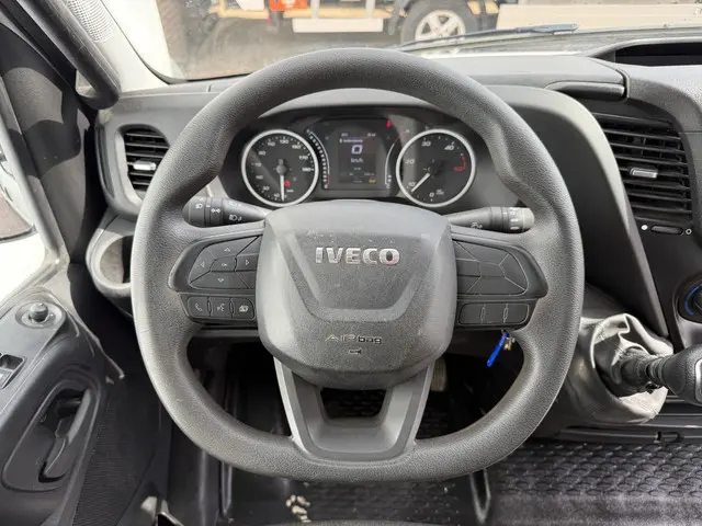 Iveco Daily 35C16 3.0 2023 Diesel 21