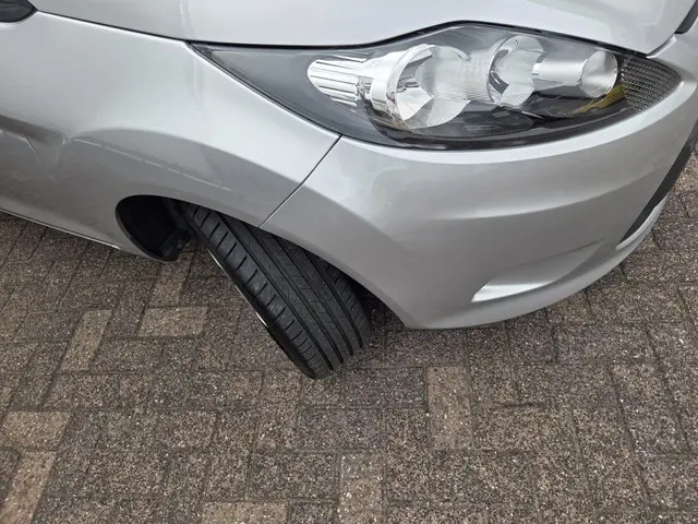 Ford Fiesta 1.25 Limited 2012 Benzine 28