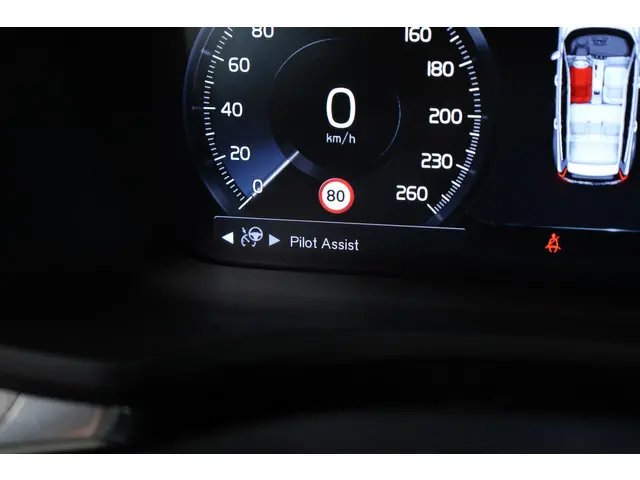 Volvo V60 2.0 B4 R-Design 2020 Hybride Benzine 11