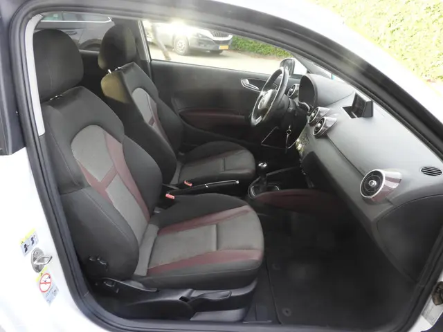 Audi A1 1.2 TFSI S-Line 2012 Benzine 13