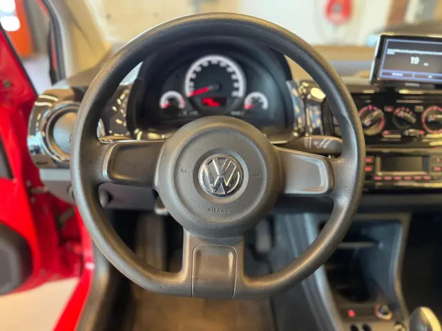 Volkswagen up! 1.0 move up! | Automaat | Airco 2013 Benzine 10