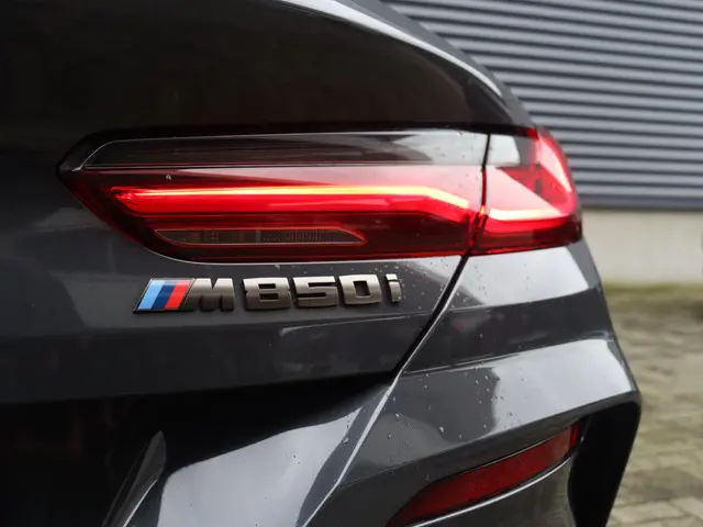 BMW 8 Serie Coupé M850i xDrive 2020 Benzine 37