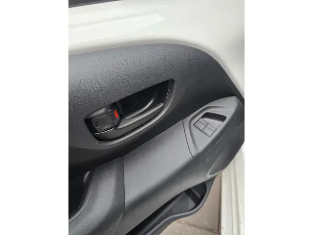 Citroën C1 Citroen 1.0 VTi Feel Airco 2020 Benzine 24