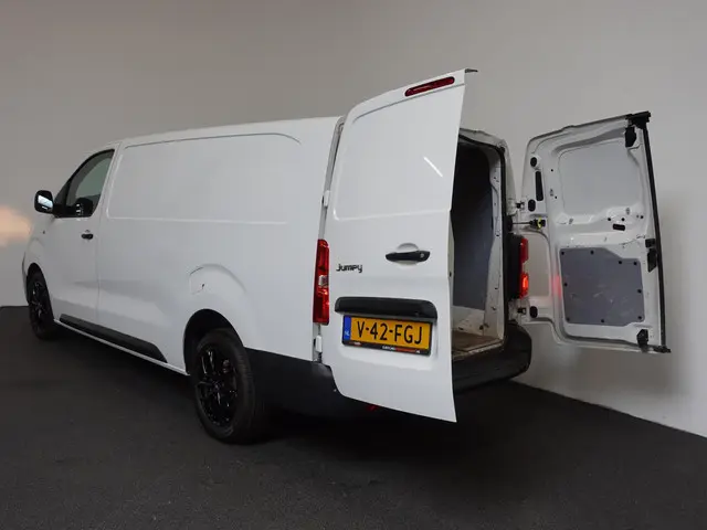 Citroën Jumpy 120PK L3 Club Sport Edition 2021 Diesel 39