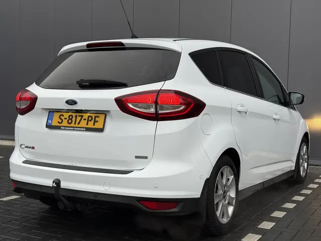 Ford C-MAX 1.5 Titanium 2015 Benzine 17
