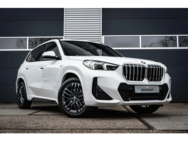 BMW X1 sDrive20i M Sport 2023 Hybride Benzine 8