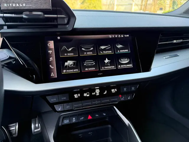 Audi A3 Sportback 40 TFSI e S-Line 2021 Hybride Benzine 22