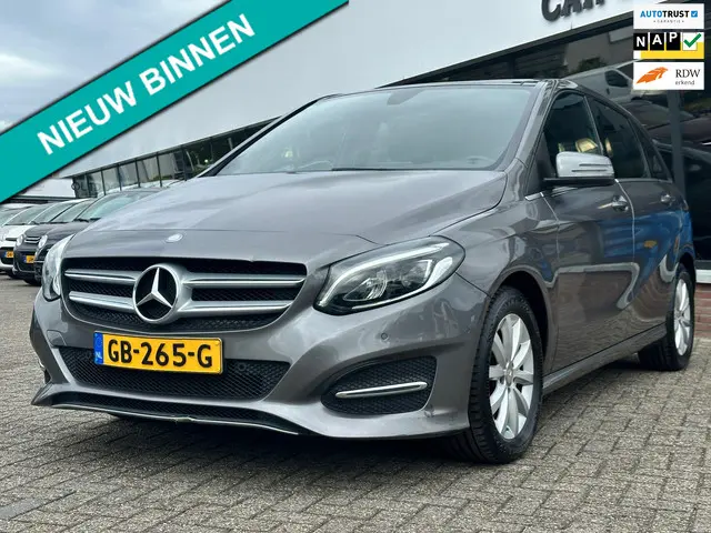 Mercedes-Benz B-Klasse 200 Prestige 2015 Benzine