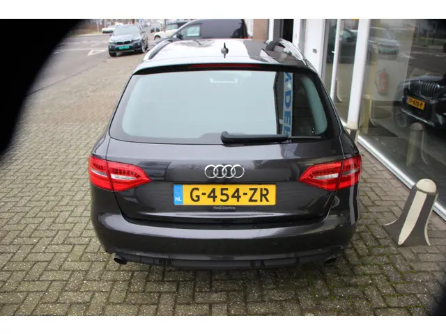 Audi A4 Avant 1.8 TFSI Pro Line S 2013 Benzine 23