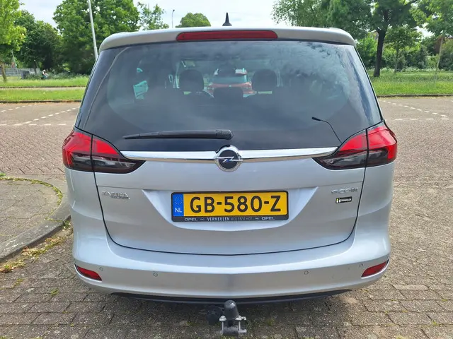 Opel Zafira Tourer 1.4 Business+ 5P 2015 Benzine 5