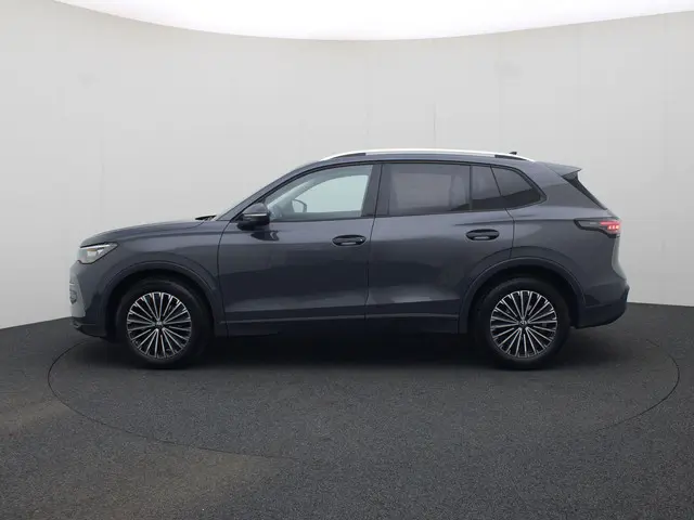 Volkswagen Tiguan 1.5eTSI/130PK Life DSG 2024 Benzine 35