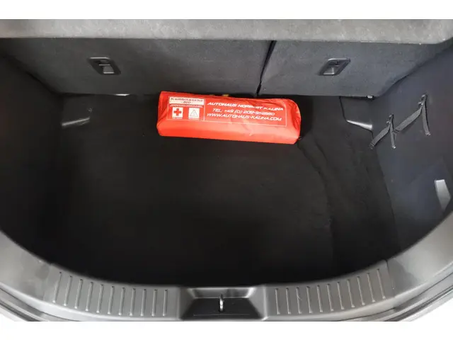 Mazda 2 1.5 Skyactiv-G Dynamic+ 2018 Benzine 32