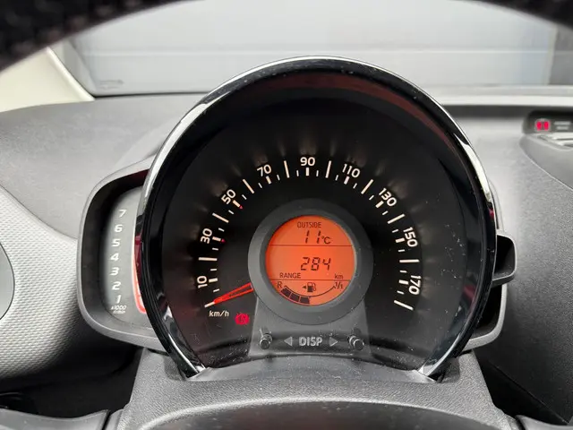 Peugeot 108 1.0 e-VTi Active 5 drs Airco 2019 Benzine 13