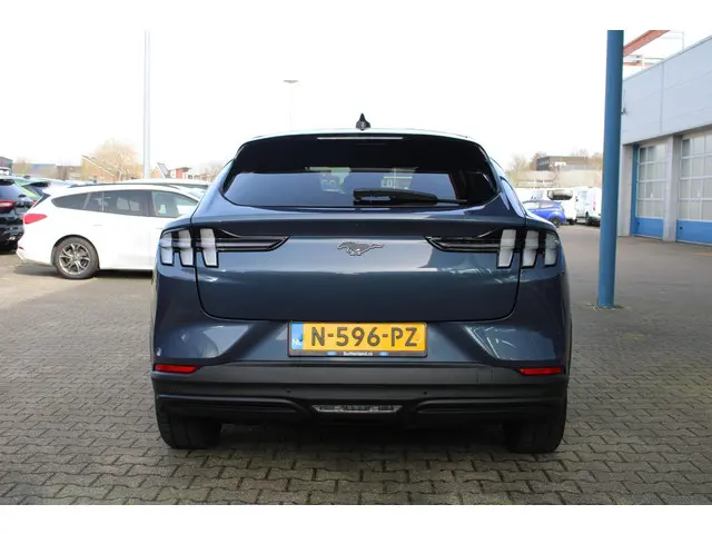 Ford Mustang Mach-E Extended RWD 98 kWh 2021 Elektrisch 5