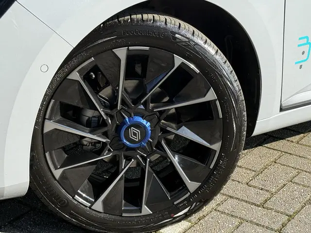 Renault Clio 1.0 TCe 90 GPF esprit Alpine 2025 Benzine 22