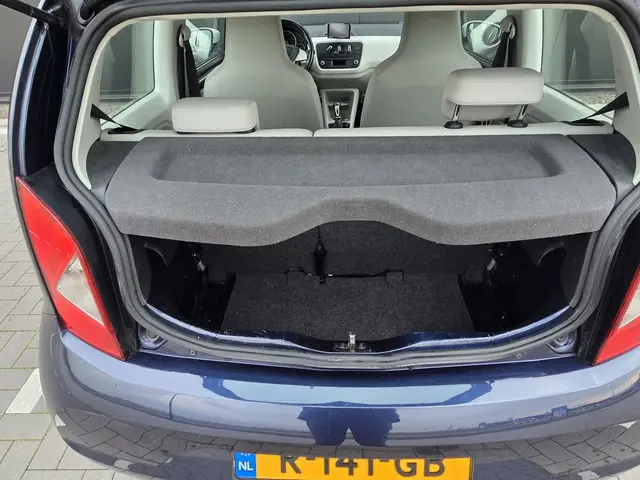 SEAT Mii 1.0 Style Chic 2013 Benzine 9