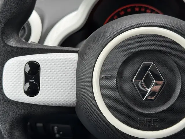 Renault Twingo 1.0 SCe Collection 2015 Benzine 12