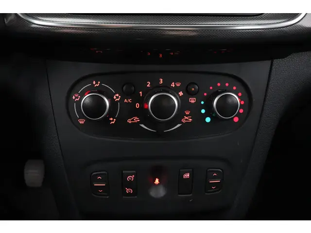 Dacia Sandero Stepway TCe 90 SL Stepway 2018 Benzine 22