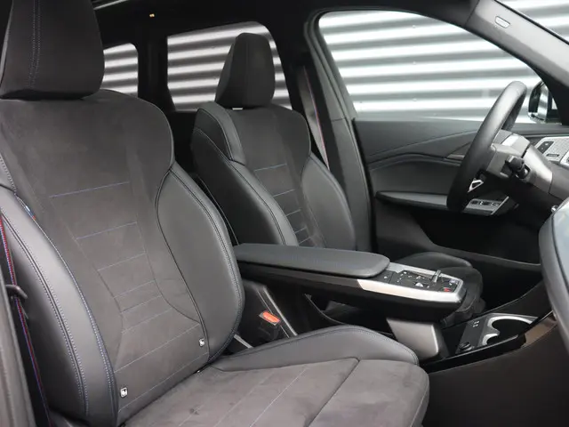 BMW iX1 eDrive20 2025 Elektrisch 8