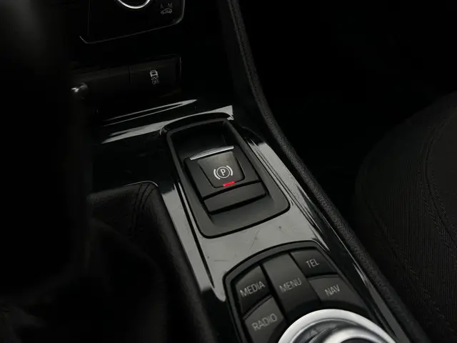 BMW 2 Serie Active Tourer 218i Executive 2015 Benzine 22