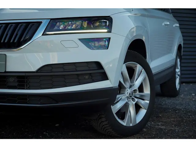 Škoda Karoq 1.5 TSI ACT Style Business 2019 Benzine 24
