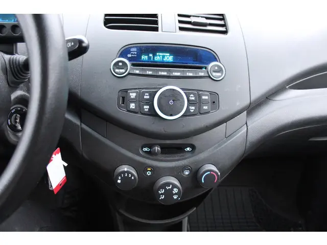 Chevrolet Spark 1.0 16V LS Bi-Fuel nap AIRCO 2012 LPG/Gas 6