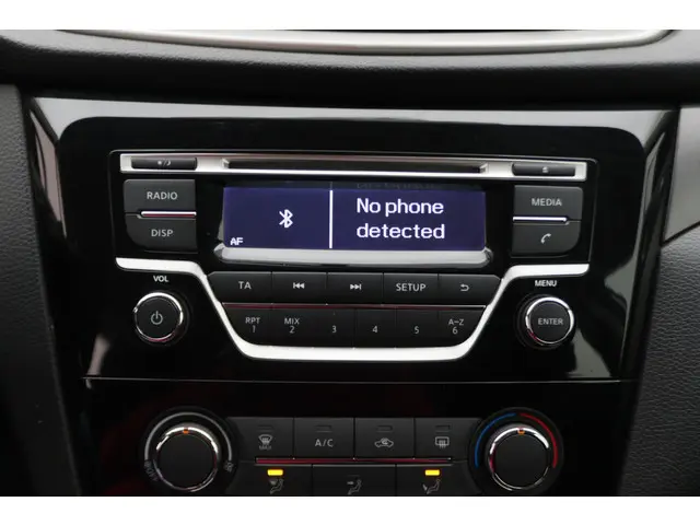 Nissan QASHQAI 1.2 Visia 2014 Benzine 38