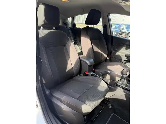 Ford Fiesta 1.0 EcoBoost Titanium 2016 Benzine 16